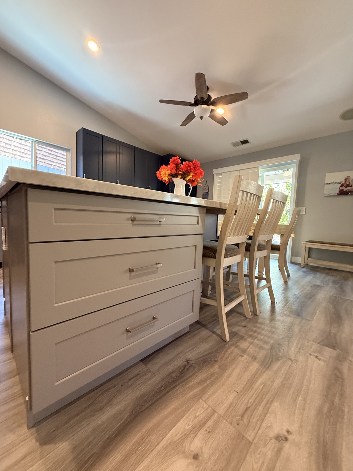 Kitchen Remodel — Dark Cabinets — photo 4
